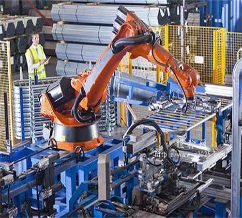 “2019第五届国际服务机器人产业高峰论坛在南京召开”